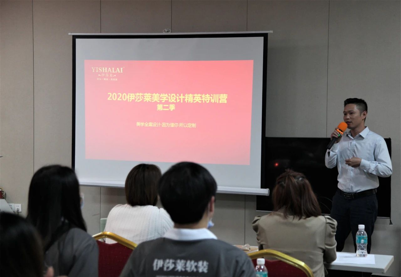 小蝌蚪视频黄-邱小坚