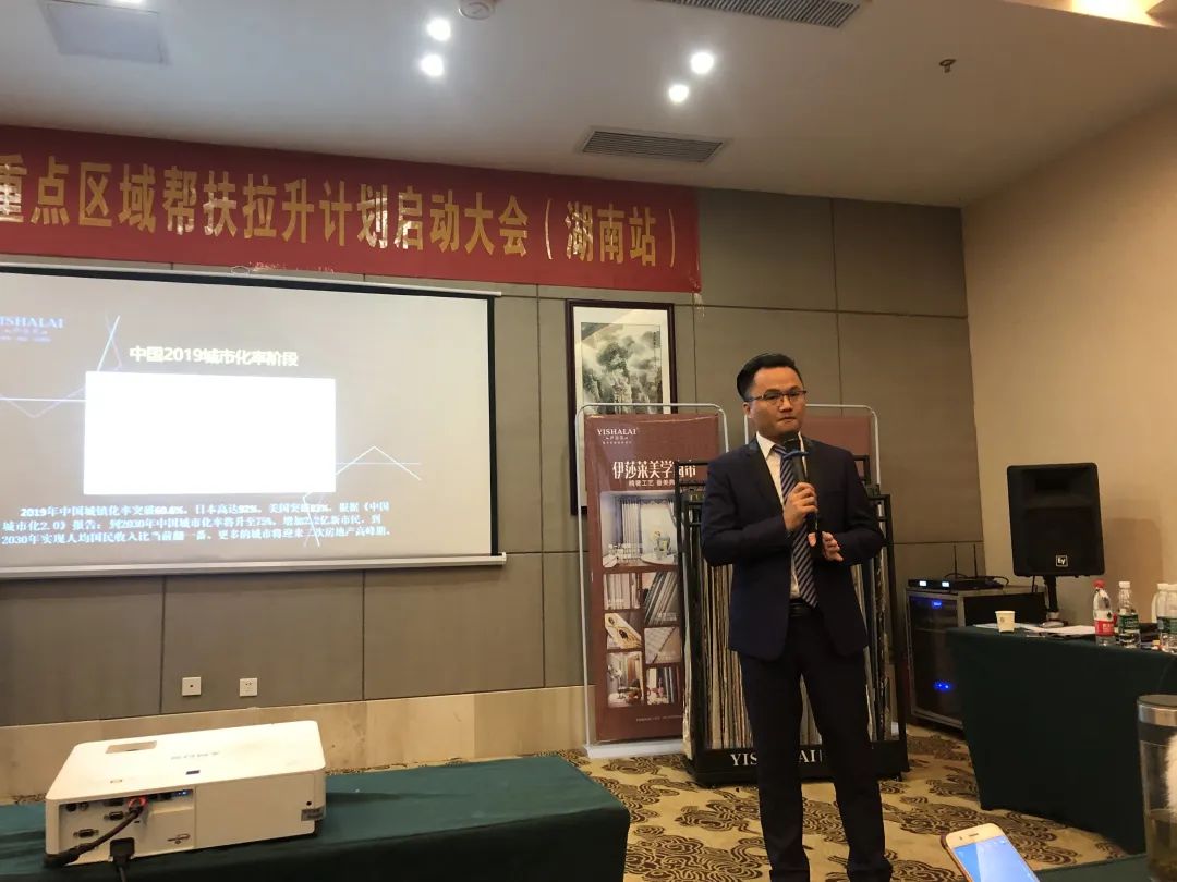 小蝌蚪视频黄-蔡少鹏