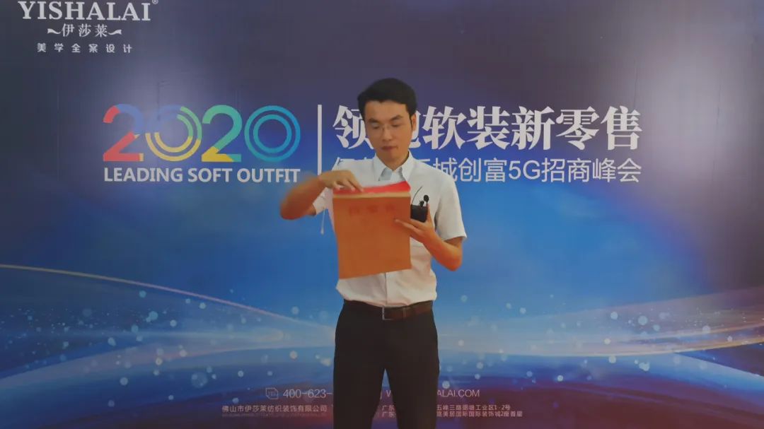 小蝌蚪视频黄李东华副总