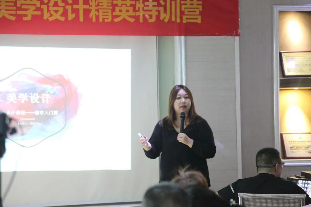 小蝌蚪视频黄谭婉玲